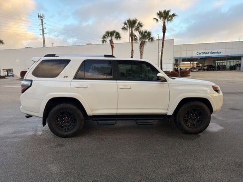 Used 2021 Toyota 4Runner SR5 image 6