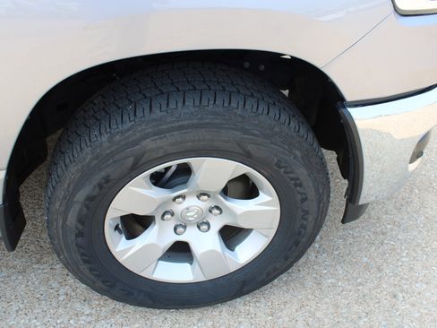 Certified 2025 RAM 1500 Tradesman AWD/4WD image 14