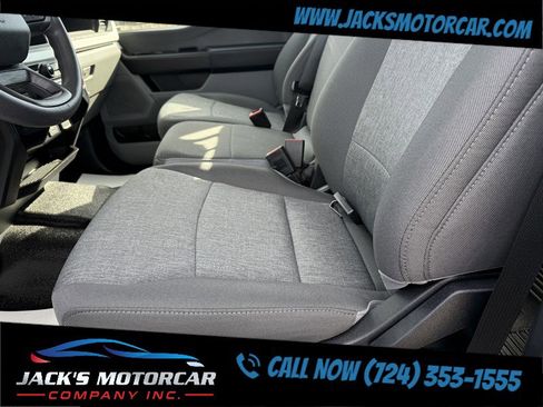 Used 2024 Ford F250 XL image 25