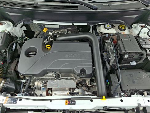 Used 2024 Chevrolet Equinox LT image 28