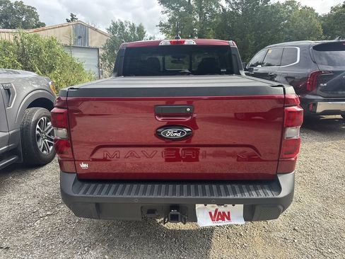 Used 2025 Ford Maverick Lariat AWD/4WD image 5