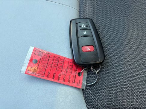 Used 2022 Toyota Corolla XSE image 25