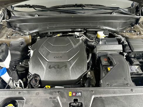 Used 2025 Kia Telluride S AWD/4WD image 36