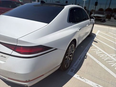 Used 2023 Genesis G90 3.5T AWD/4WD image 4