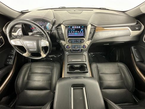 Used 2019 GMC Yukon Denali image 10