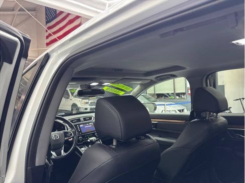 Used 2019 Honda CR-V EX-L image 18