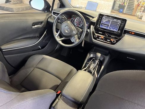 Used 2022 Toyota Corolla SE image 16