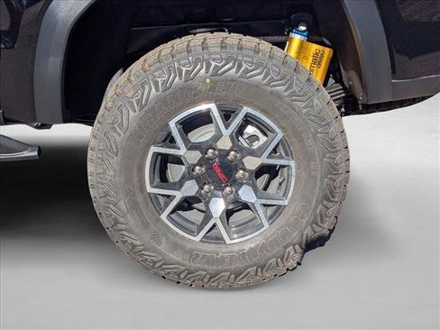 New 2026 GMC Canyon AT4X image 19