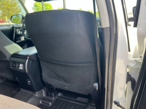 Used 2019 Toyota 4Runner TRD Off-Road AWD/4WD image 19
