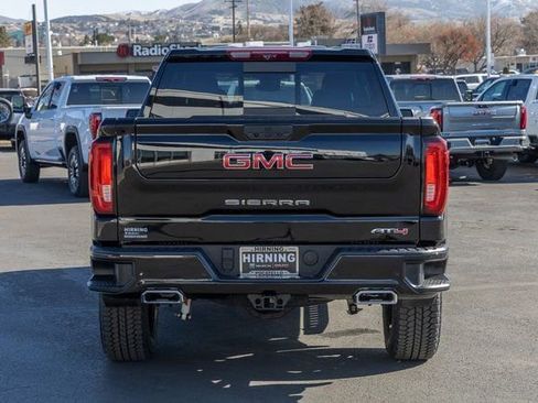 New 2026 GMC Sierra 1500 AT4 w/ AT4 Premium Package image 4