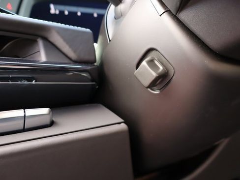 Used 2024 Chevrolet Corvette Z06 w/ Stealth Interior Trim Package image 32