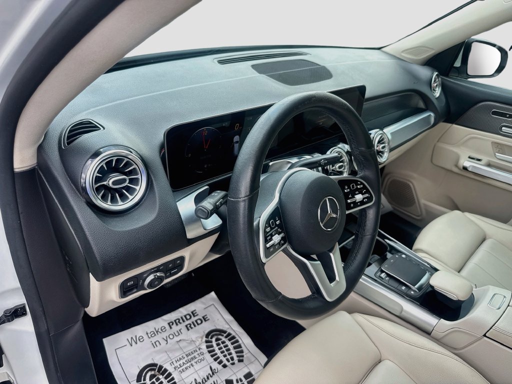 Used 2021 Mercedes-Benz GLB 250 4MATIC image 10
