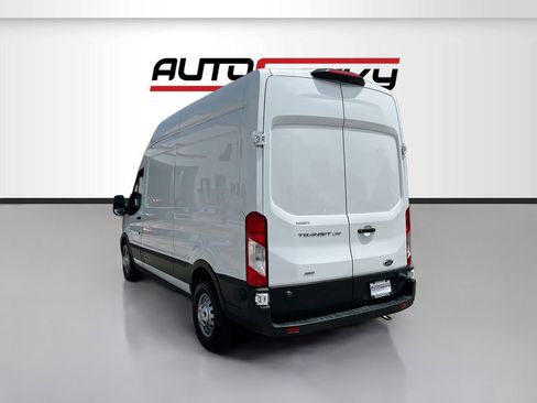 Used 2024 Ford Transit 250 148 High Roof AWD image 5