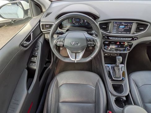 Used 2019 Hyundai Ioniq Limited FWD image 17