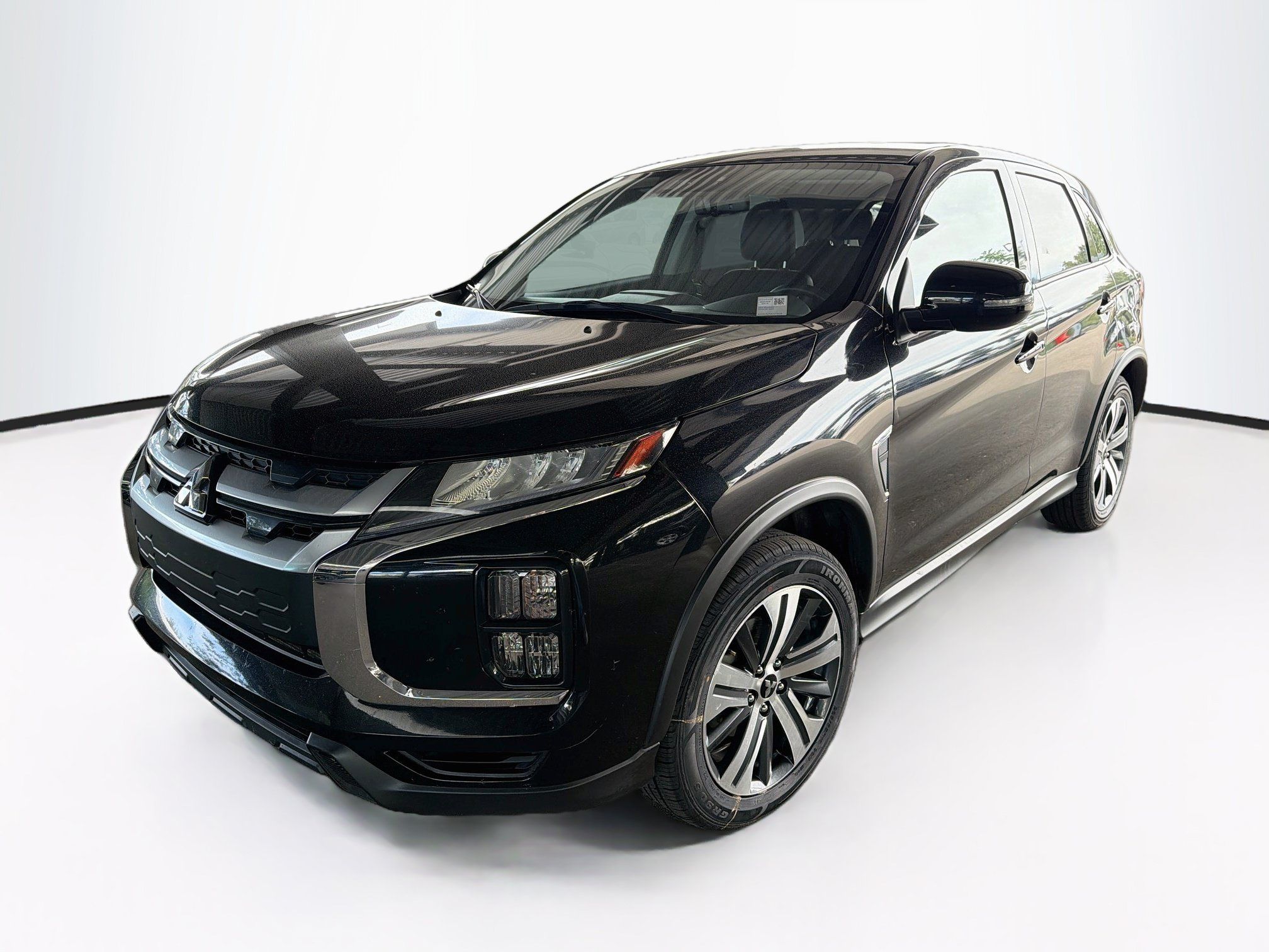 Used 2024 Mitsubishi Outlander Sport AWD image 3