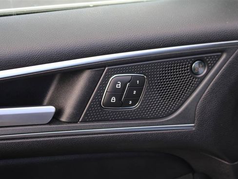 Used 2022 Ford Edge Titanium w/ Equipment Group 301A image 12