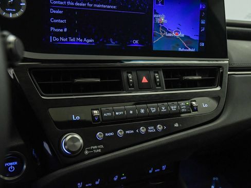 Used 2022 Lexus ES 300h w/ Premium Package FWD image 23
