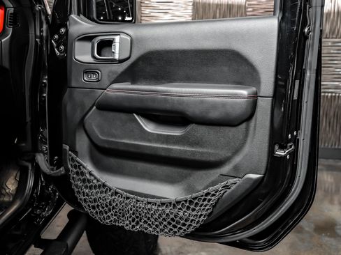 Used 2019 Jeep Wrangler Unlimited Rubicon AWD/4WD image 49