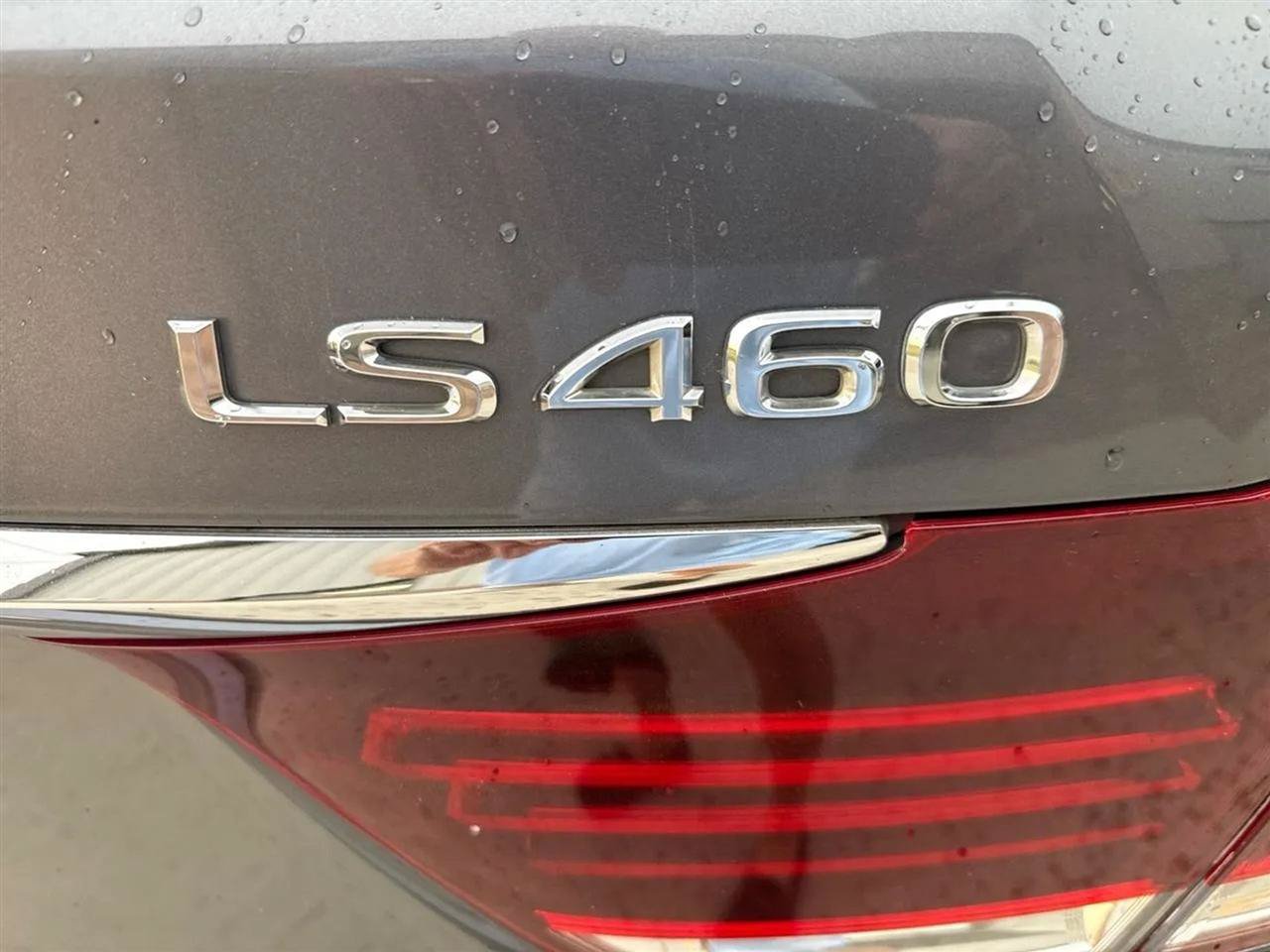 Used 2015 Lexus LS 460 w/ F Sport Package RWD image 42