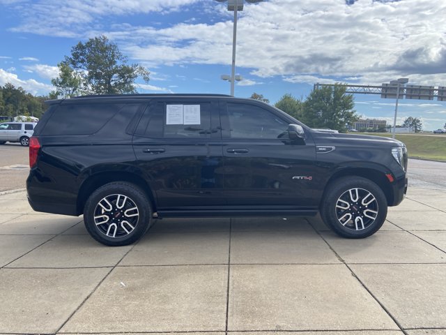 Used 2023 GMC Yukon AT4 AWD/4WD image 10