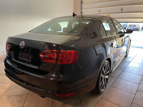 Used 2012 Volkswagen Jetta GLI Autobahn image 45