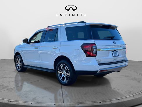 Used 2024 Ford Expedition Limited image 5