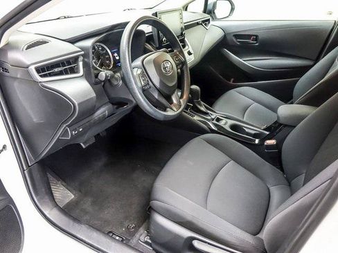 Certified 2022 Toyota Corolla LE FWD image 9