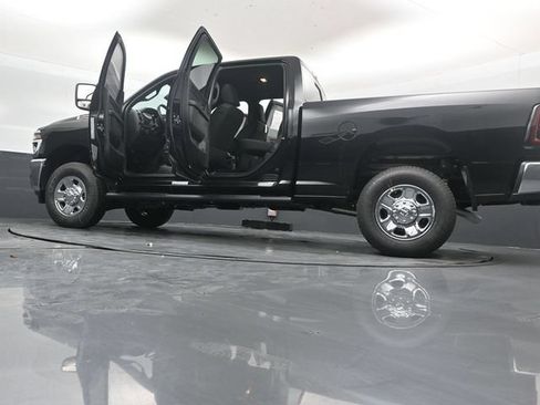 New 2026 RAM 2500 Tradesman AWD/4WD image 52