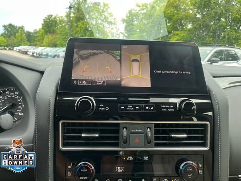 Certified 2024 Nissan Armada Platinum w/ Captain's Chairs Package AWD/4WD image 19