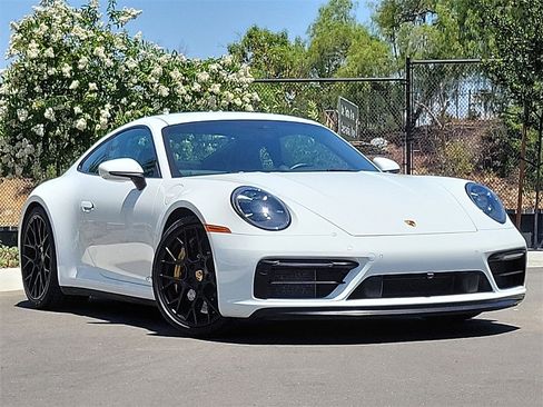 Used 2024 Porsche 911 Carrera GTS image 10