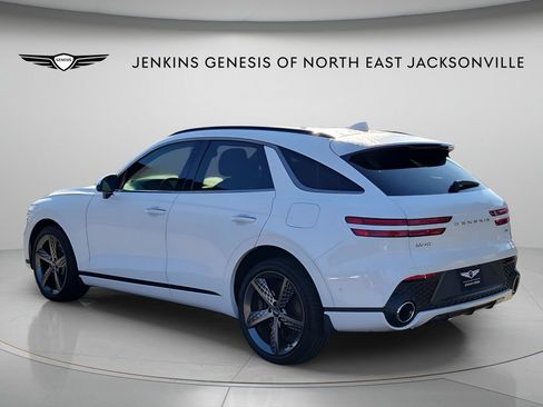 Used 2025 Genesis GV70 2.5T w/ Sport Prestige Package AWD/4WD image 5