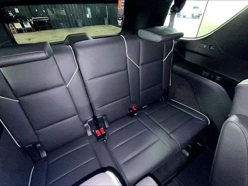 Used 2025 Cadillac Escalade Sport w/ Touring Package AWD/4WD image 36