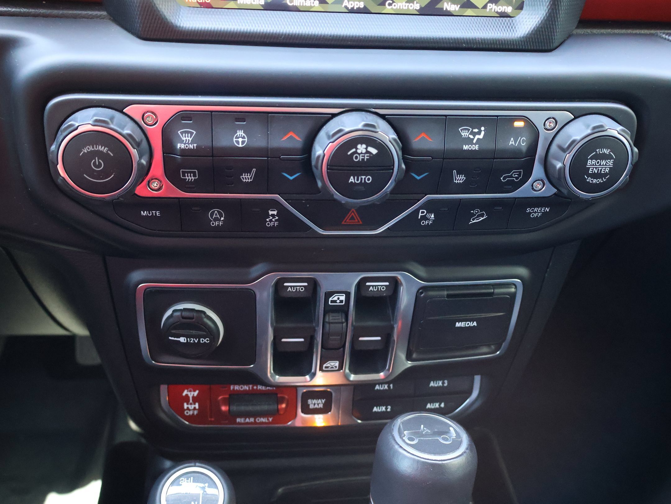Used 2018 Jeep Wrangler Unlimited Rubicon AWD/4WD image 25
