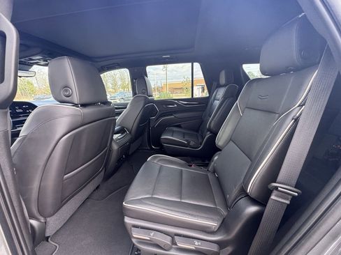 Used 2021 Cadillac Escalade Sport image 14