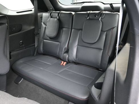 New 2026 Ford Explorer ST-Line w/ ST-Line Street Pack RWD image 23