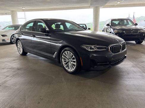 Certified 2023 BMW 530i RWD image 5