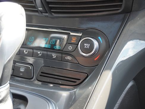 Used 2016 Ford Escape Titanium image 37