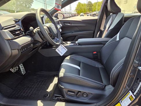 New 2026 Toyota Camry SE FWD image 4