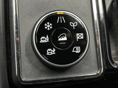 Used 2024 Nissan Pathfinder Rock Creek AWD/4WD image 36
