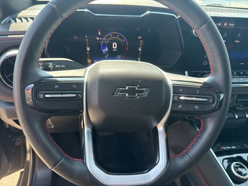 Certified 2023 Chevrolet Colorado Z71 w/ Z71 Convenience Package 2 AWD/4WD image 17