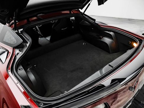 Used 2018 Chevrolet Corvette Z06 RWD image 95
