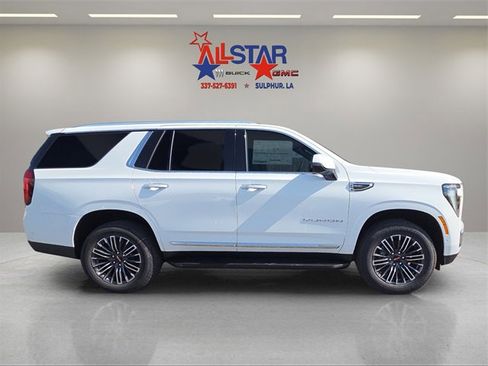 Used 2025 GMC Yukon Elevation w/ LPO, Floor Liner Package image 5