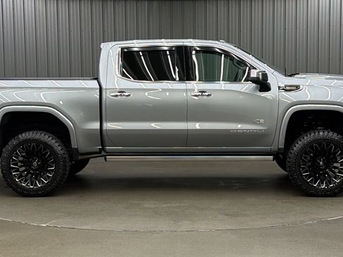 Used 2024 GMC Sierra 1500 Denali w/ Denali Reserve Package AWD/4WD image 6