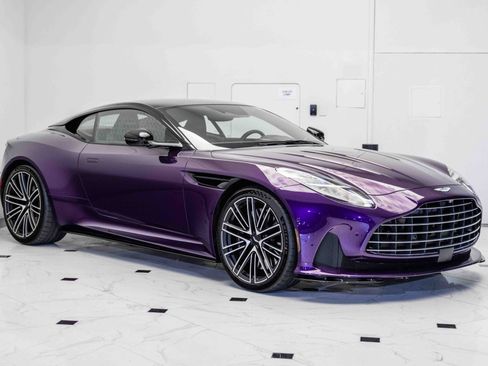 Used 2024 Aston Martin DB12 Coupe image 1