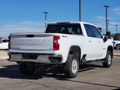 Used 2024 Chevrolet Silverado 2500 LT image 7