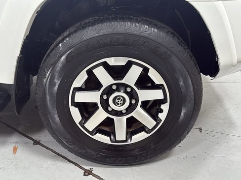 Used 2023 Toyota 4Runner TRD Off-Road Premium image 21