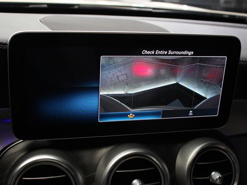 Used 2020 Mercedes-Benz C 63 AMG S w/ Multimedia Package image 41