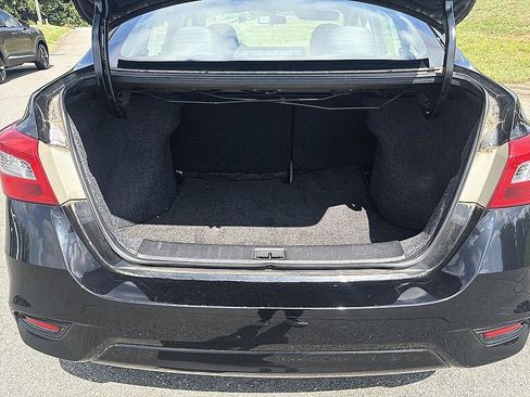 Used 2018 Nissan Sentra SV FWD image 23