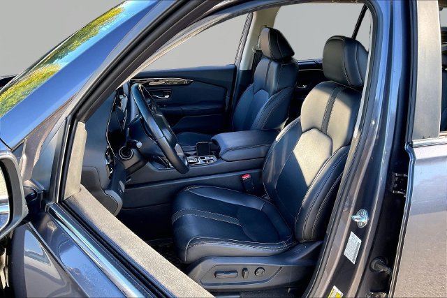 Used 2025 Honda Pilot EX-L image 15