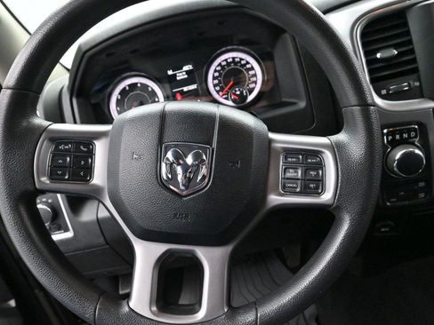 Used 2021 RAM 1500 Classic SLT image 14